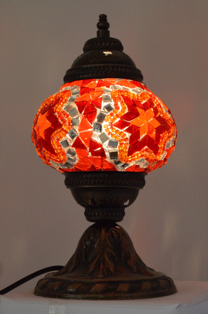 Red Stained Glass Mosaic Lamp with Mirror Detail and Six-Point Star Pattern | 1004